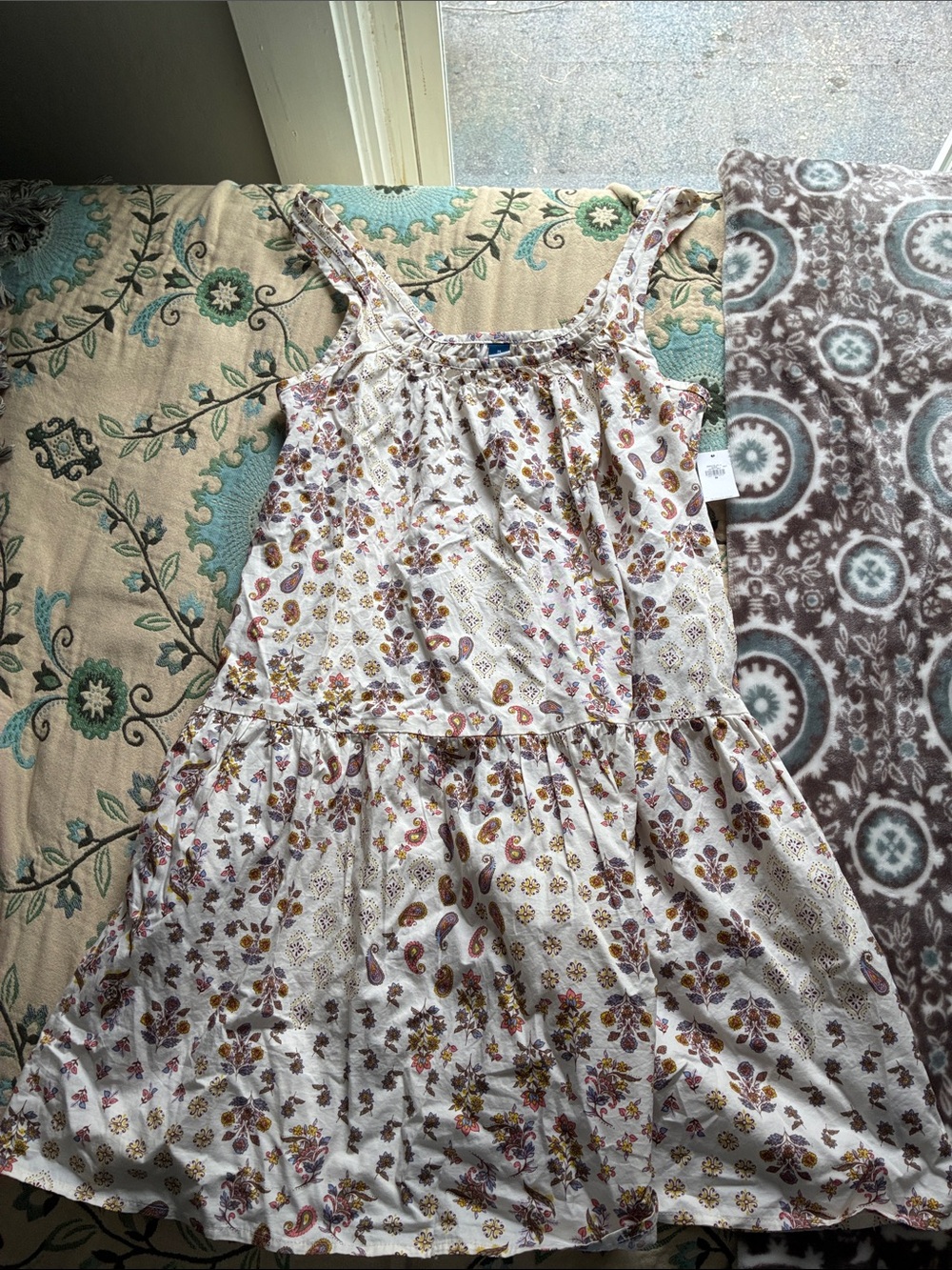 Old Navy White Floral Paisley Tiered Sundress